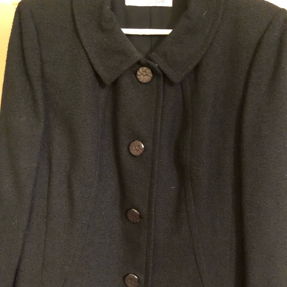 Cain Sloan Woman’s Suit - Picture 2 of 3